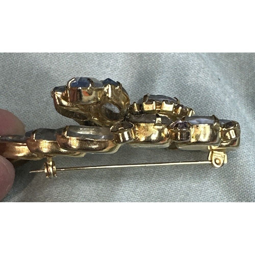 Antique or vintage iridescent aurora borealis flower crystal pin or brooch - Picture 4 of 9